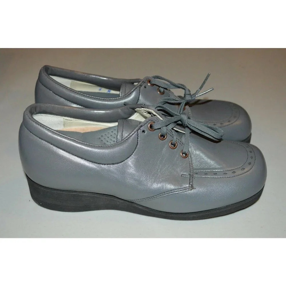 Women's CLINIC Villager Grey Leather Tie Oxford Comfort Shoe Size 6 M